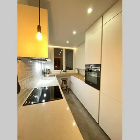Appartement Chaville Apartmán *